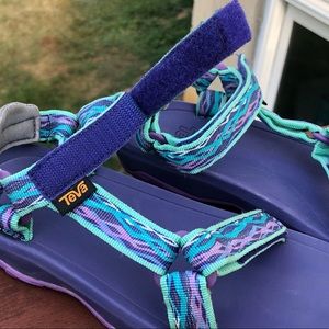 TEVA Sandals Little Girl Size 3